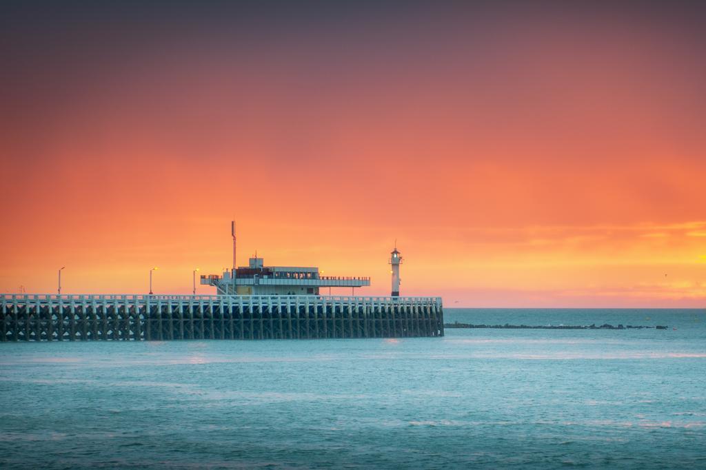 Ostend Hotel Buitenkant foto